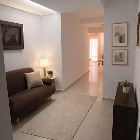 Azure Jacuzzi Maisonette * 斯利马