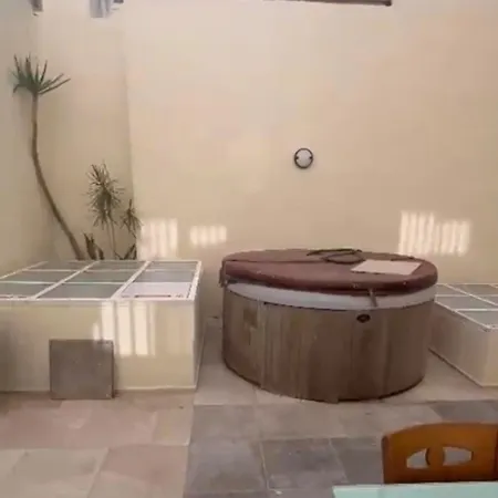 Azure Jacuzzi Maisonette 公寓 斯利马